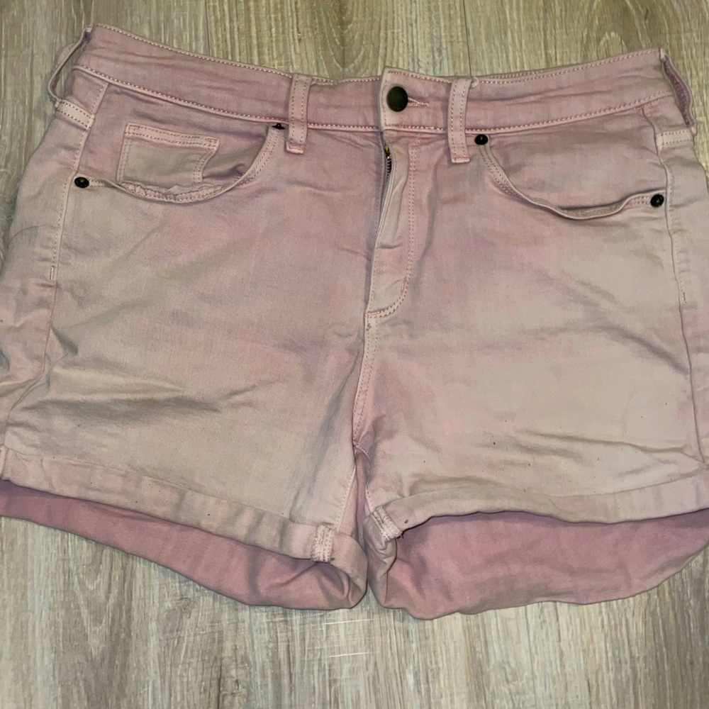 Universal Threads shorts - Picture 1 of 1